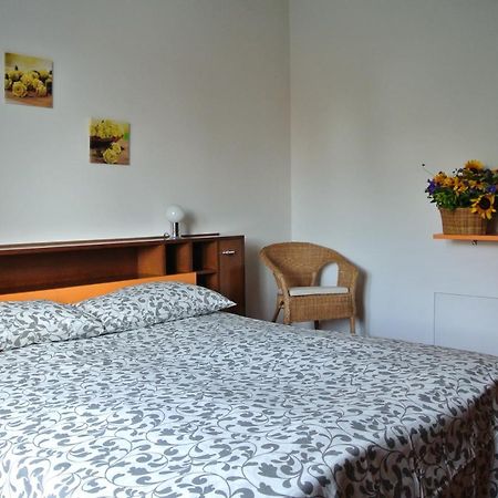 B&B Sari Como Exteriör bild