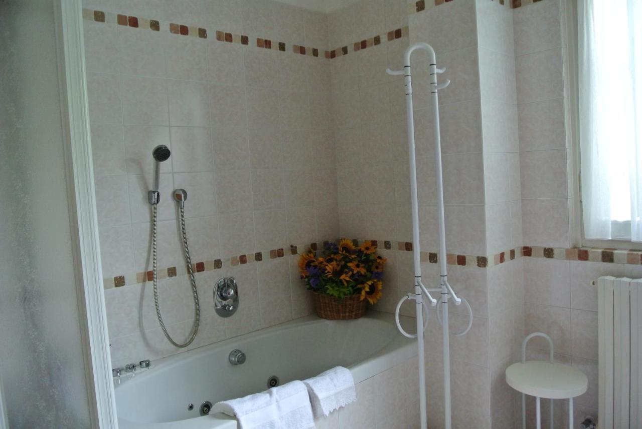 B&B Sari Como Exteriör bild